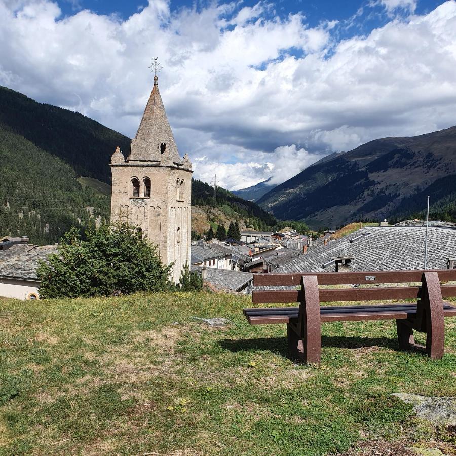 Bourg-Saint-Pierre : Le Cachet D'Antan Apartment ภายนอก รูปภาพ