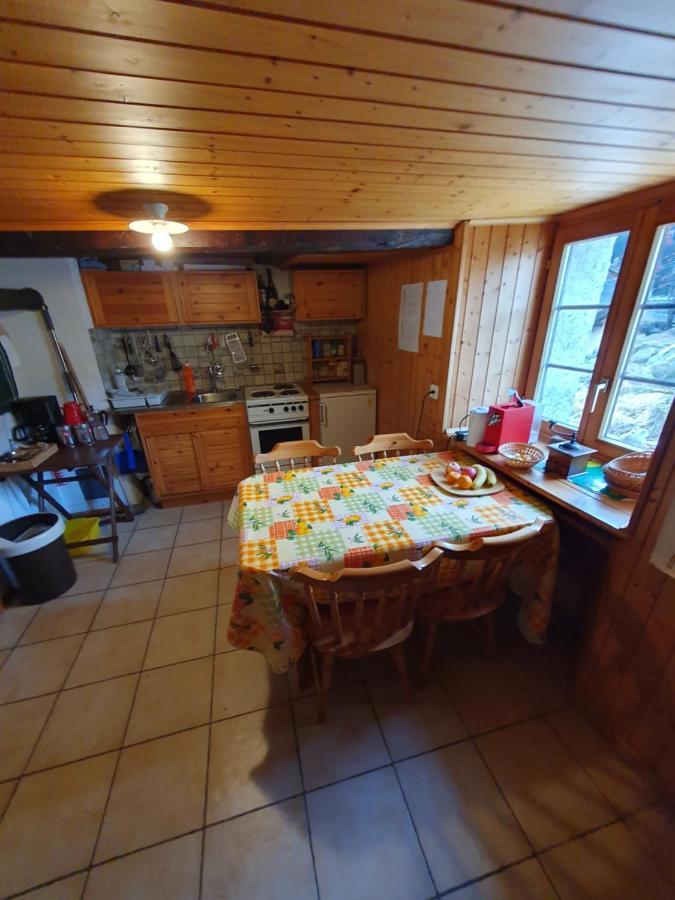 Bourg-Saint-Pierre : Le Cachet D'Antan Apartment ภายนอก รูปภาพ