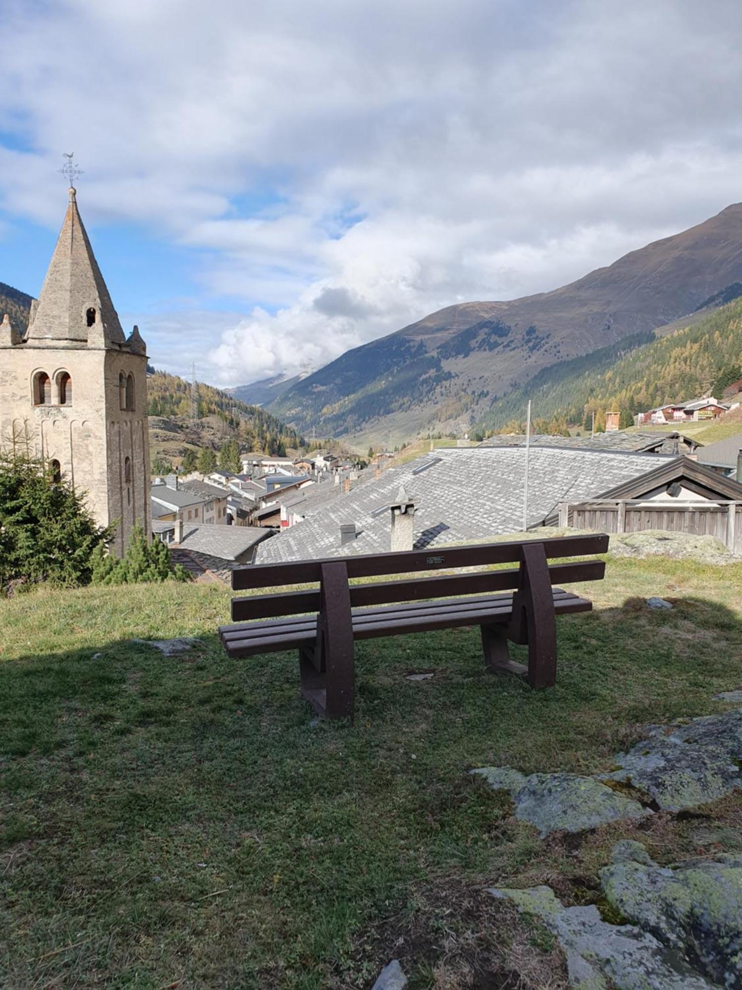 Bourg-Saint-Pierre : Le Cachet D'Antan Apartment ภายนอก รูปภาพ